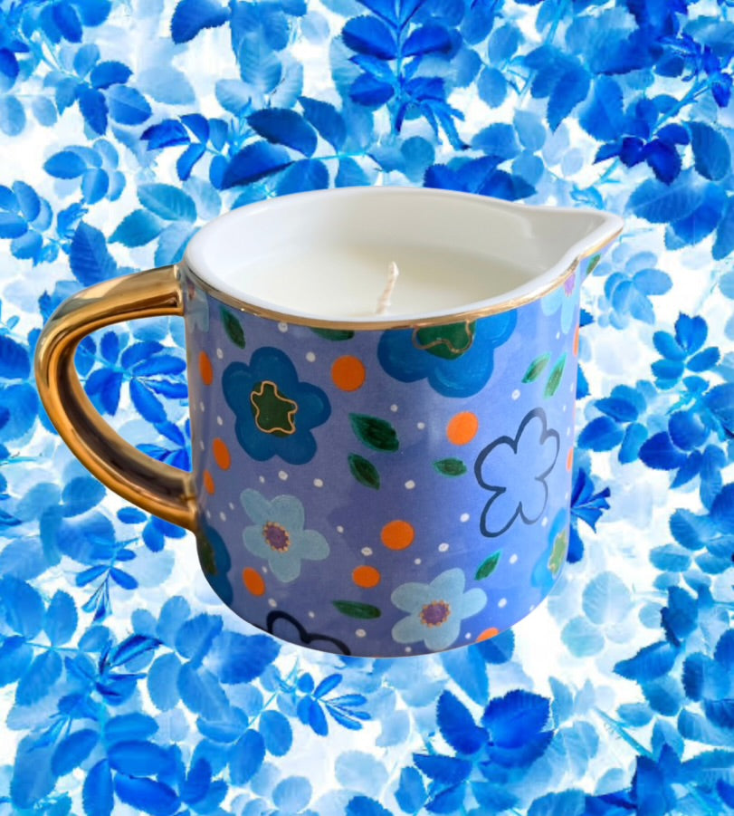 Carla Dinnage Foxy Sandalwood Blue Candle