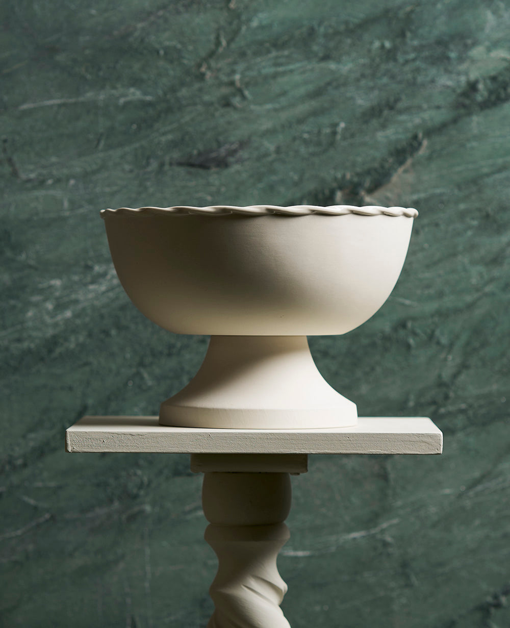Robert Gordon Vintage Table Fruit Bowl - Vanilla