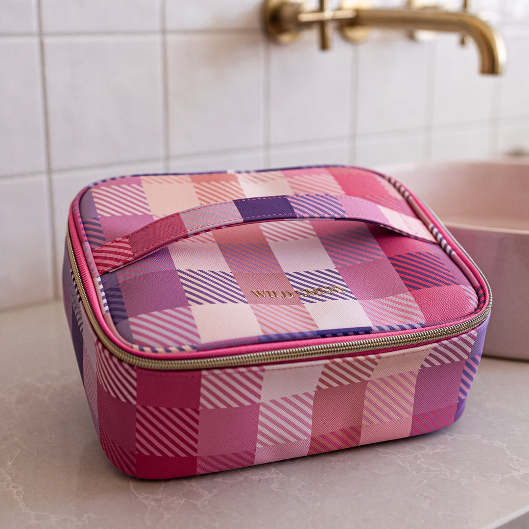 Wild Emery Large Pink Toiletry Bag